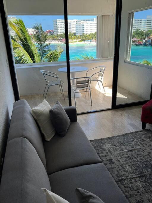 Appartement Amazing Ocean Front. 418 à Cancún Extérieur photo