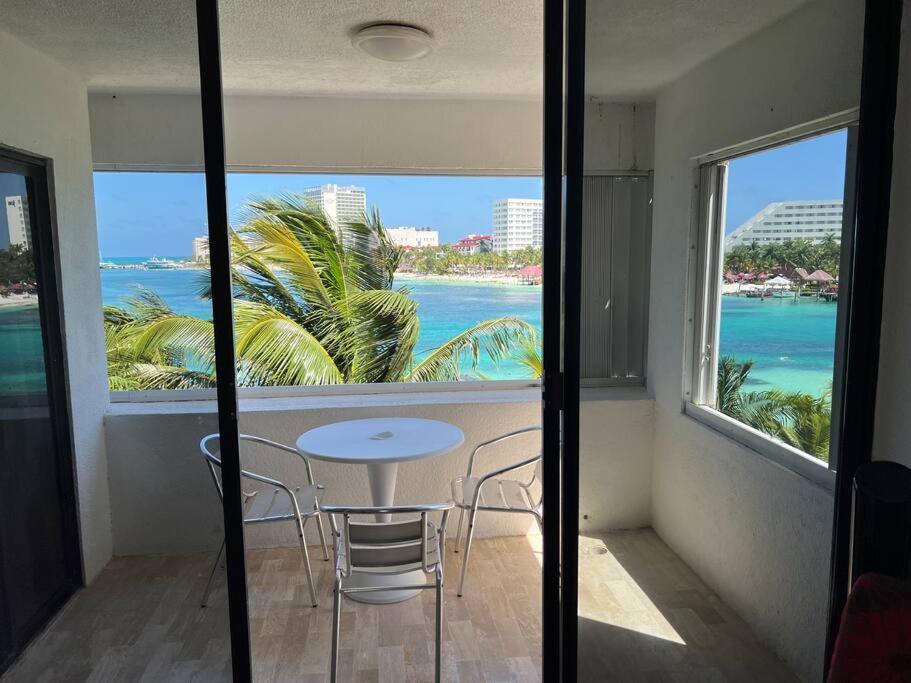 Appartement Amazing Ocean Front. 418 à Cancún Extérieur photo